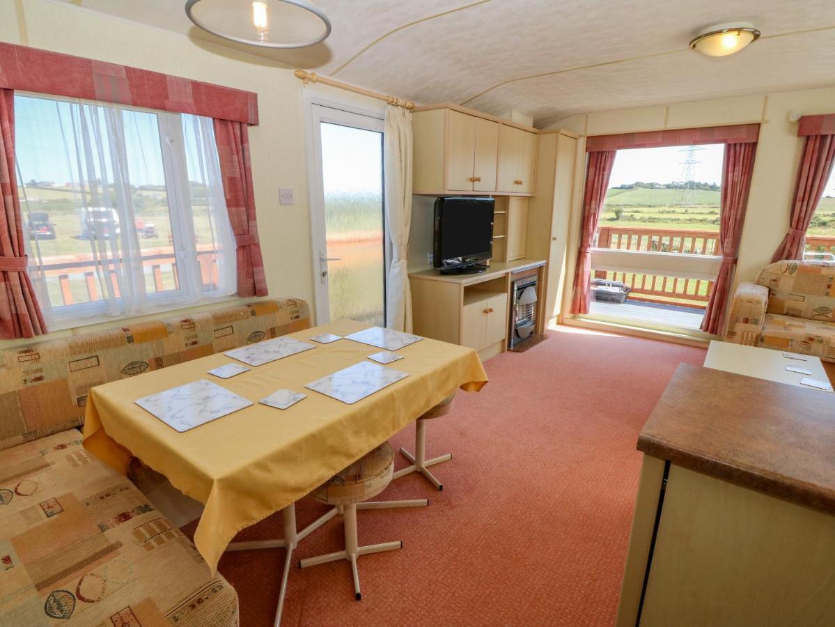Gorphwysfa Caravan Cemaes Bay